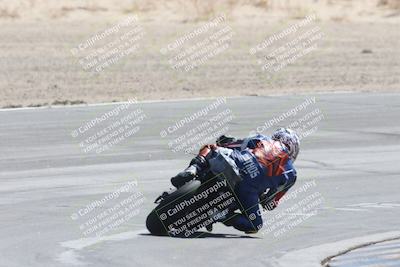 media/Oct-05-2025-CVMA (Sun) [[beeef4f201]]/Race 10-Formula Lightweight Twins Shootout/